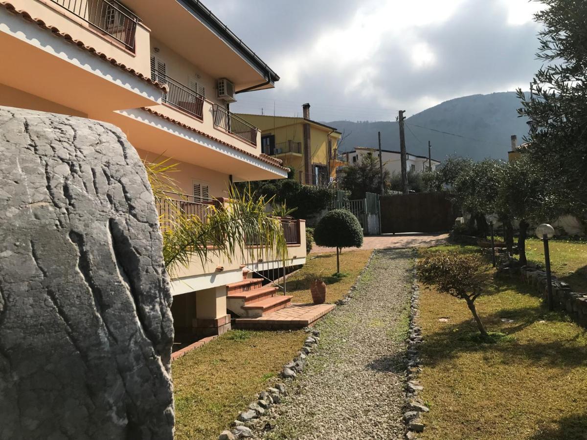 B&B Villa Degli Ulivi Praia a Mare Kültér fotó
